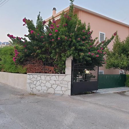 Cozy Apartment Nafpaktos Екстериор снимка